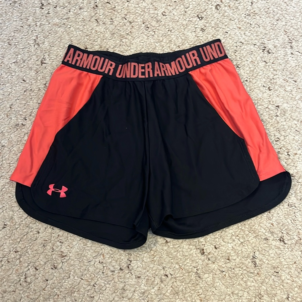 Women’s Under Armour shorts!